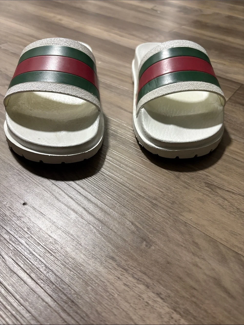 Gucci White Slide Sandals with Green and Red Stripes